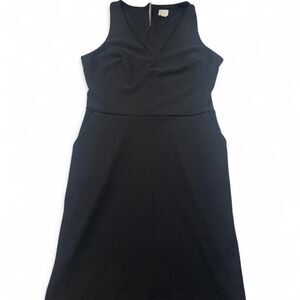 A New Day Women’s Black Sleeveless V-Neck Dress Size Medium
